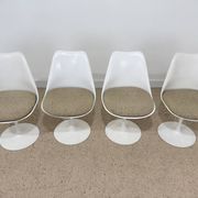 Set of 4 Tulip chairs by Knoll – Eero Saarinen – 1960s/70s