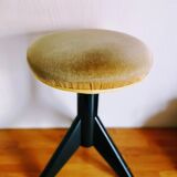 Compass feet piano stool