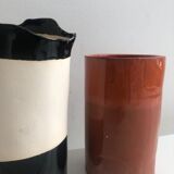 Red earth vase