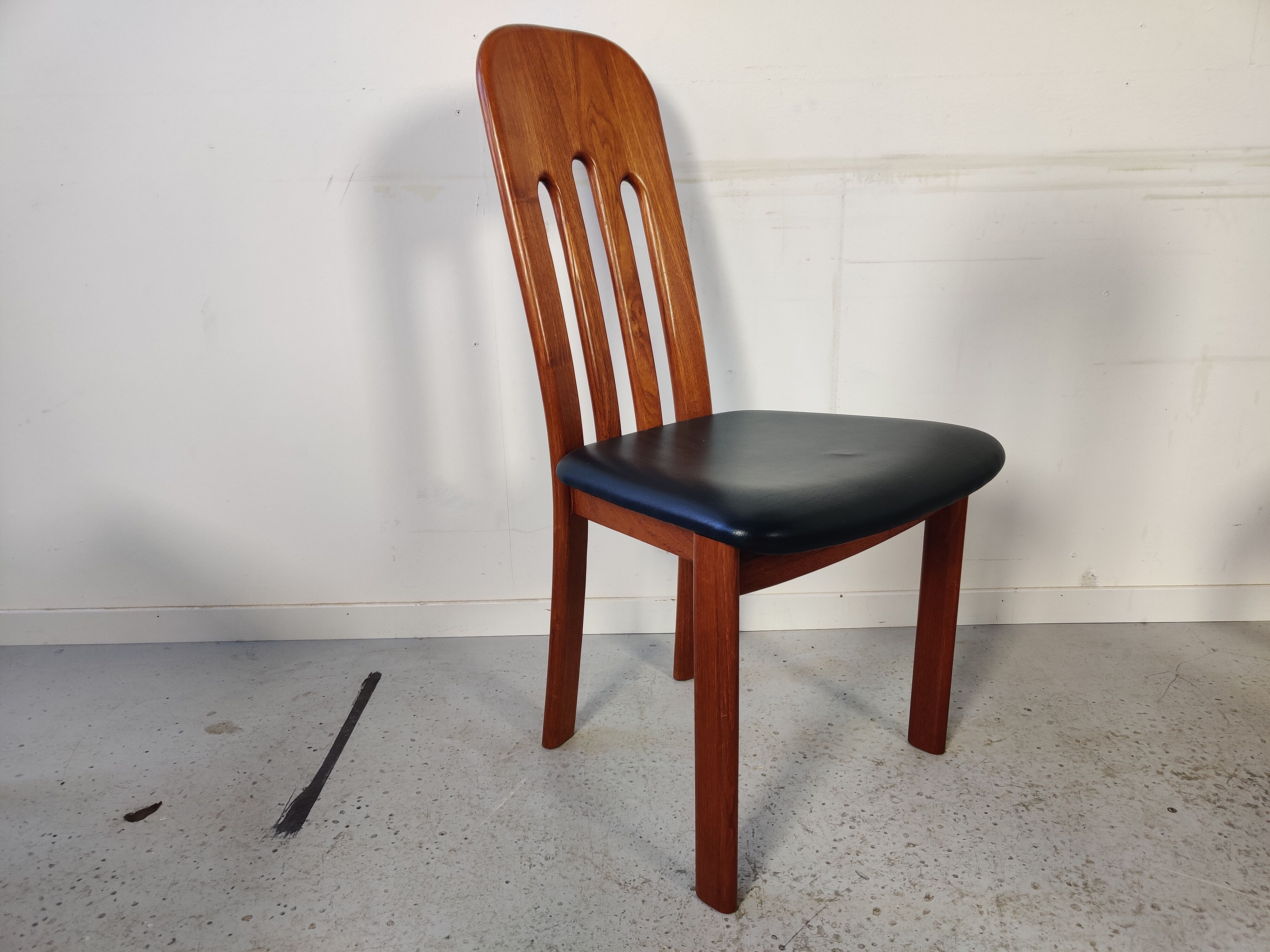 6 Scandinavian teak chairs from Ansager møbler, Denmark 1980s