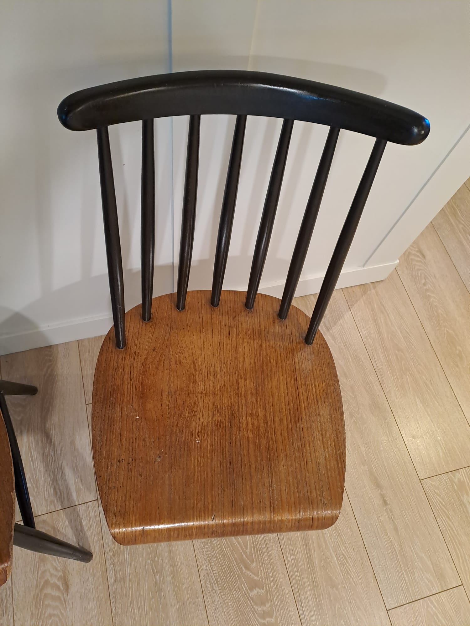 Paire de chaise fanent d'Ilmari Tapiovaara