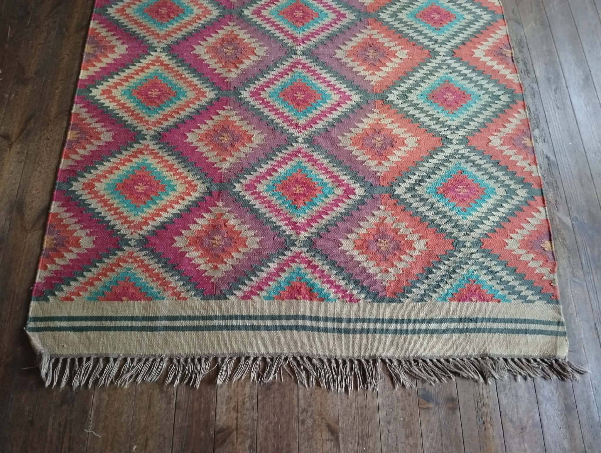 Handmade Indian Kilim 226x164cm