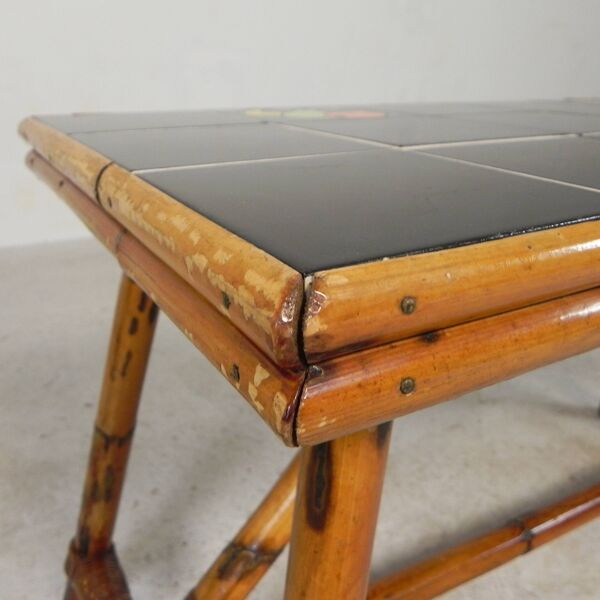 Table basse en rotin et bambou avec carreaux, table à carreaux, années 1950