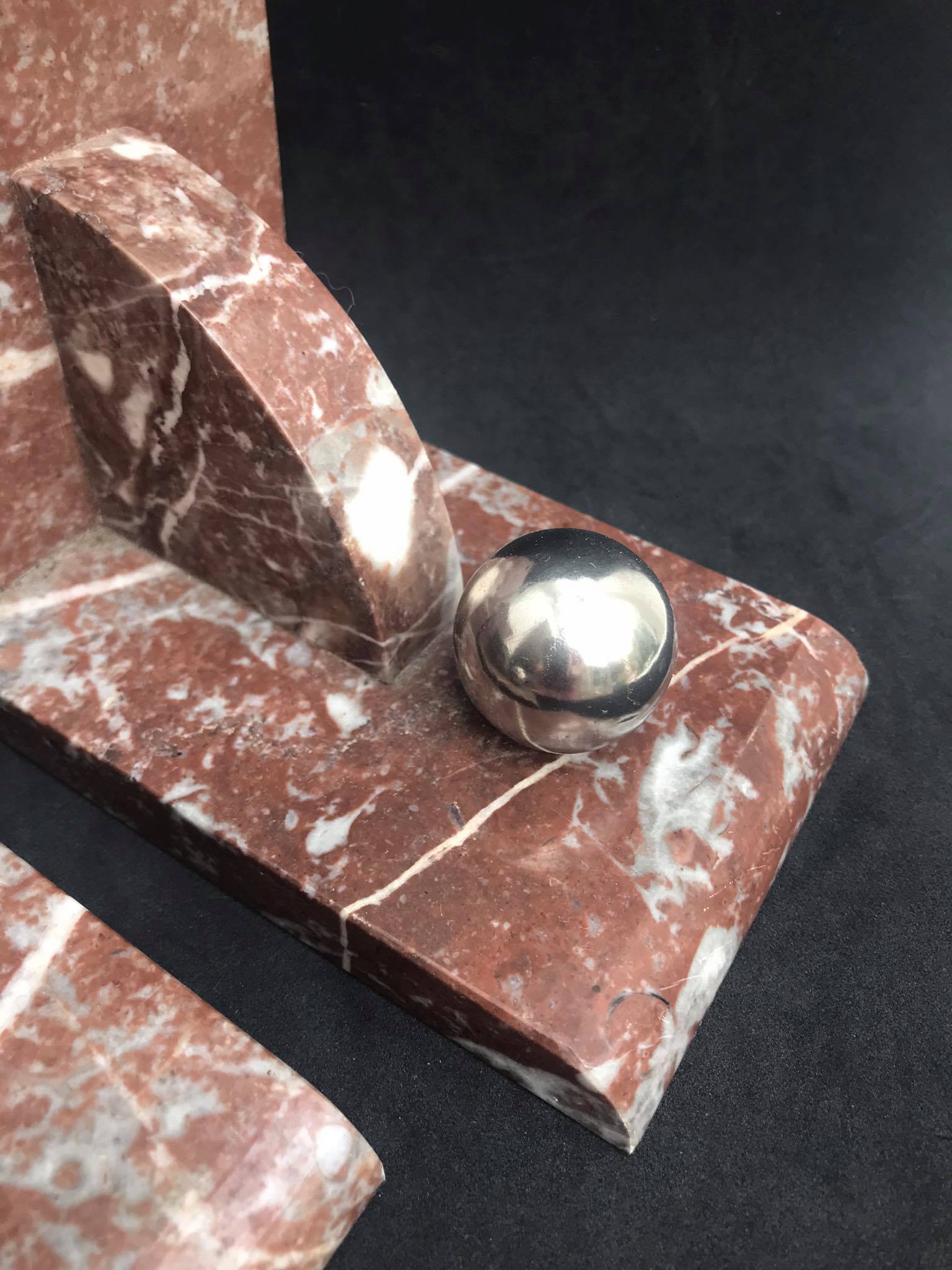Marble book clamts