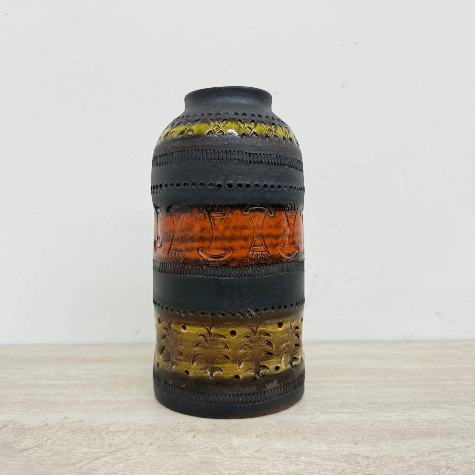 Mid-century Bitossi Genovese Aldo Londi vase Italy, 1970s
