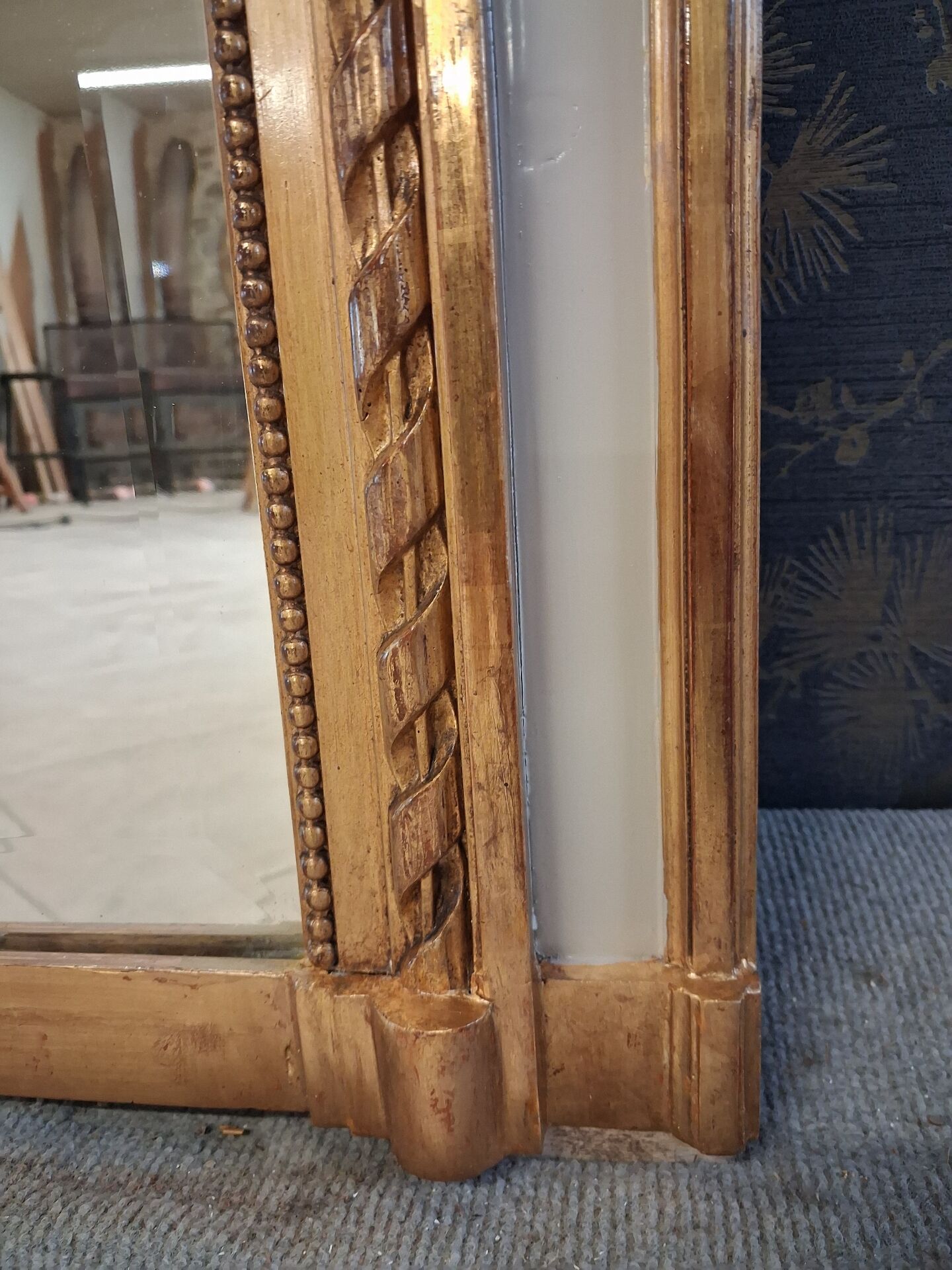 Mirror/trumeau 155 x 102/106