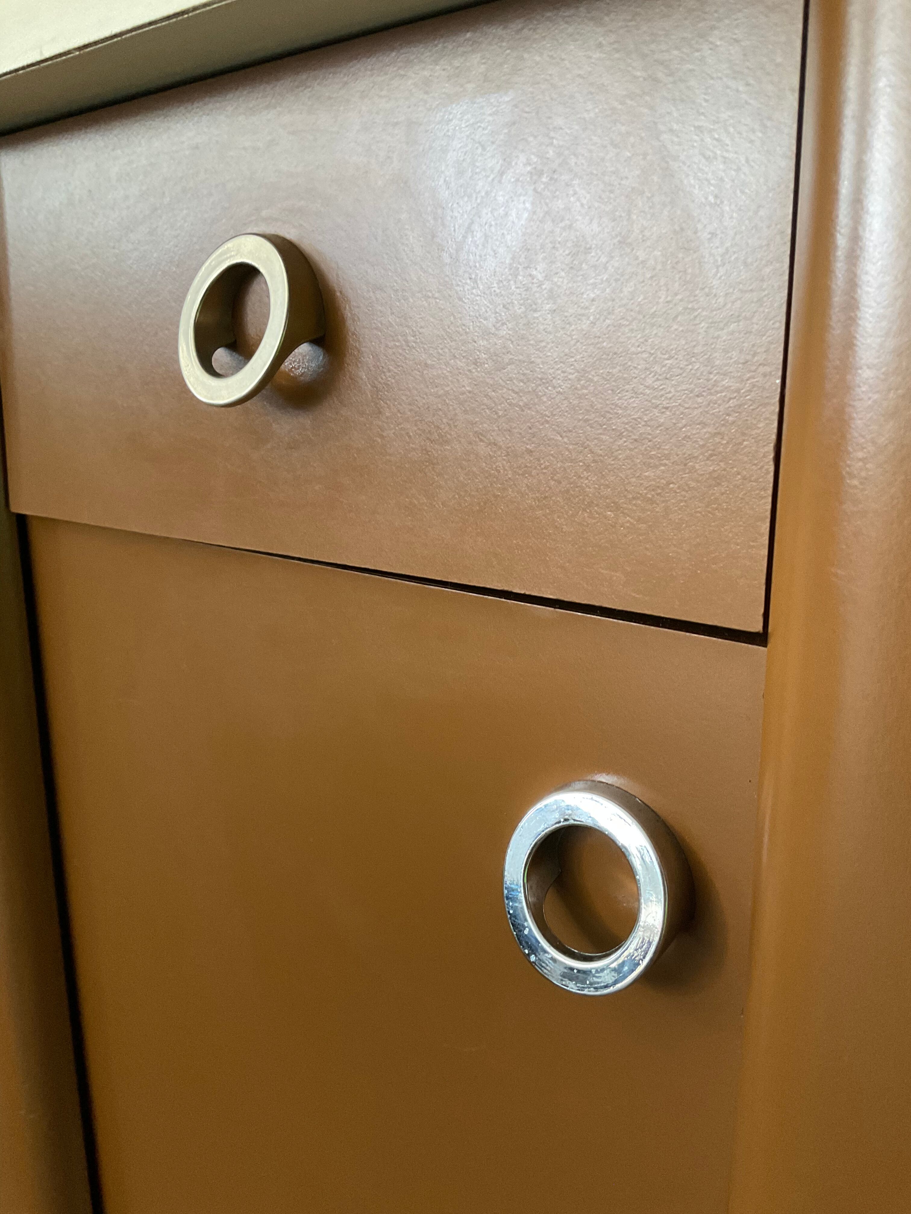 Vintage dentist's office in formica from the 60s and 70s