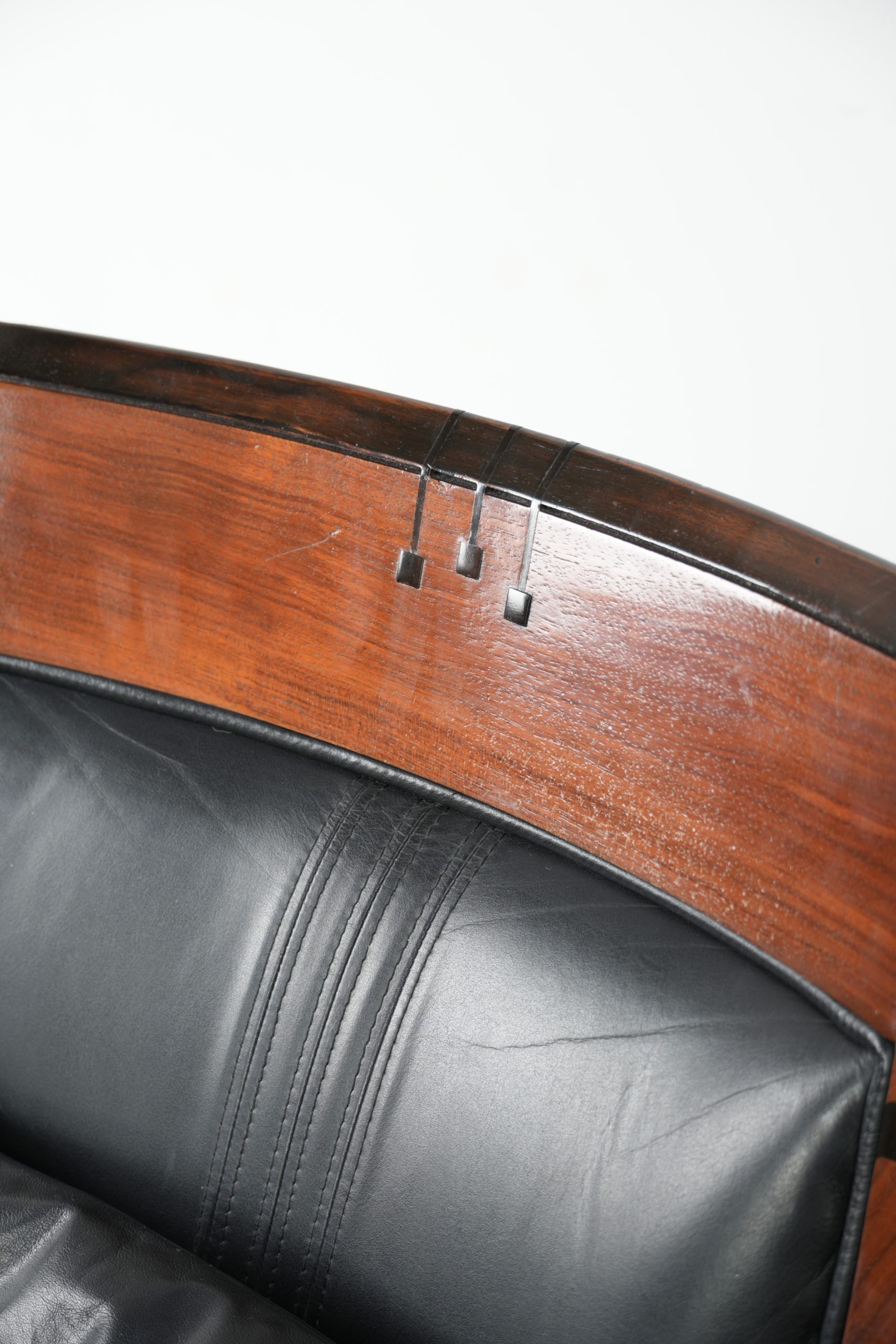 Black leather Art Deco design armchair in good condition