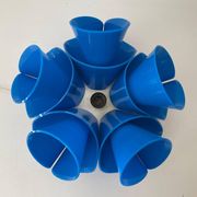 Lampe de table en plexiglas bleu Flower Design, années 1970, Italie
