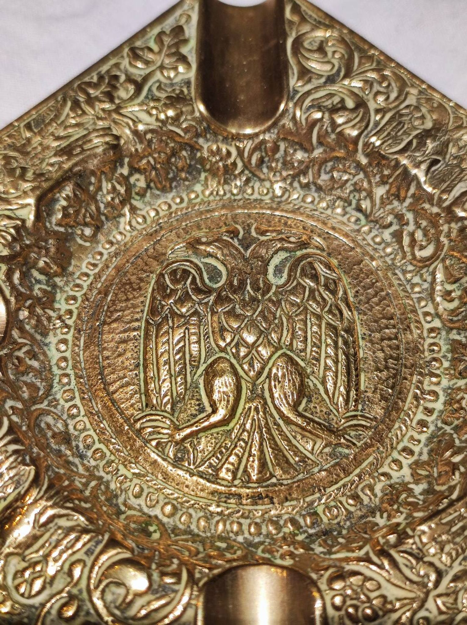 Eagle ashtray