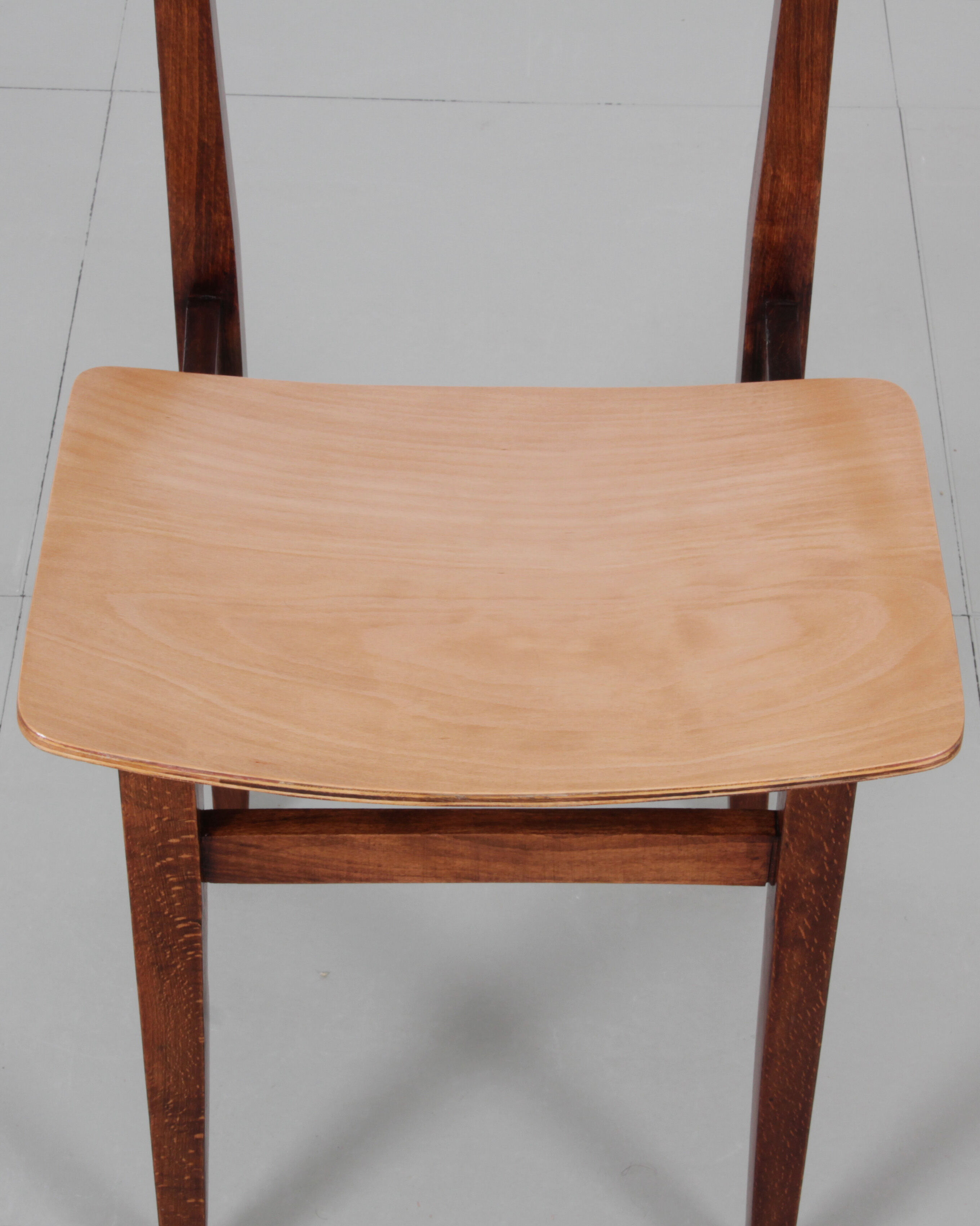 Pair of chairs model 200-102 by Maria Chomentowska