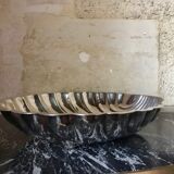 Dish scallops in silver metal