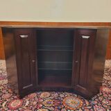 English Chesterfield mahogany bar fully upholstered in leather