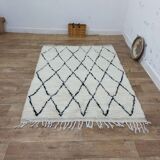 Azilal Berber rug in handmade wool 200 X 140 CM
