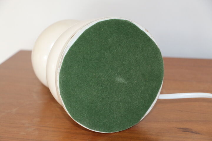 White wood lamp with rope shade