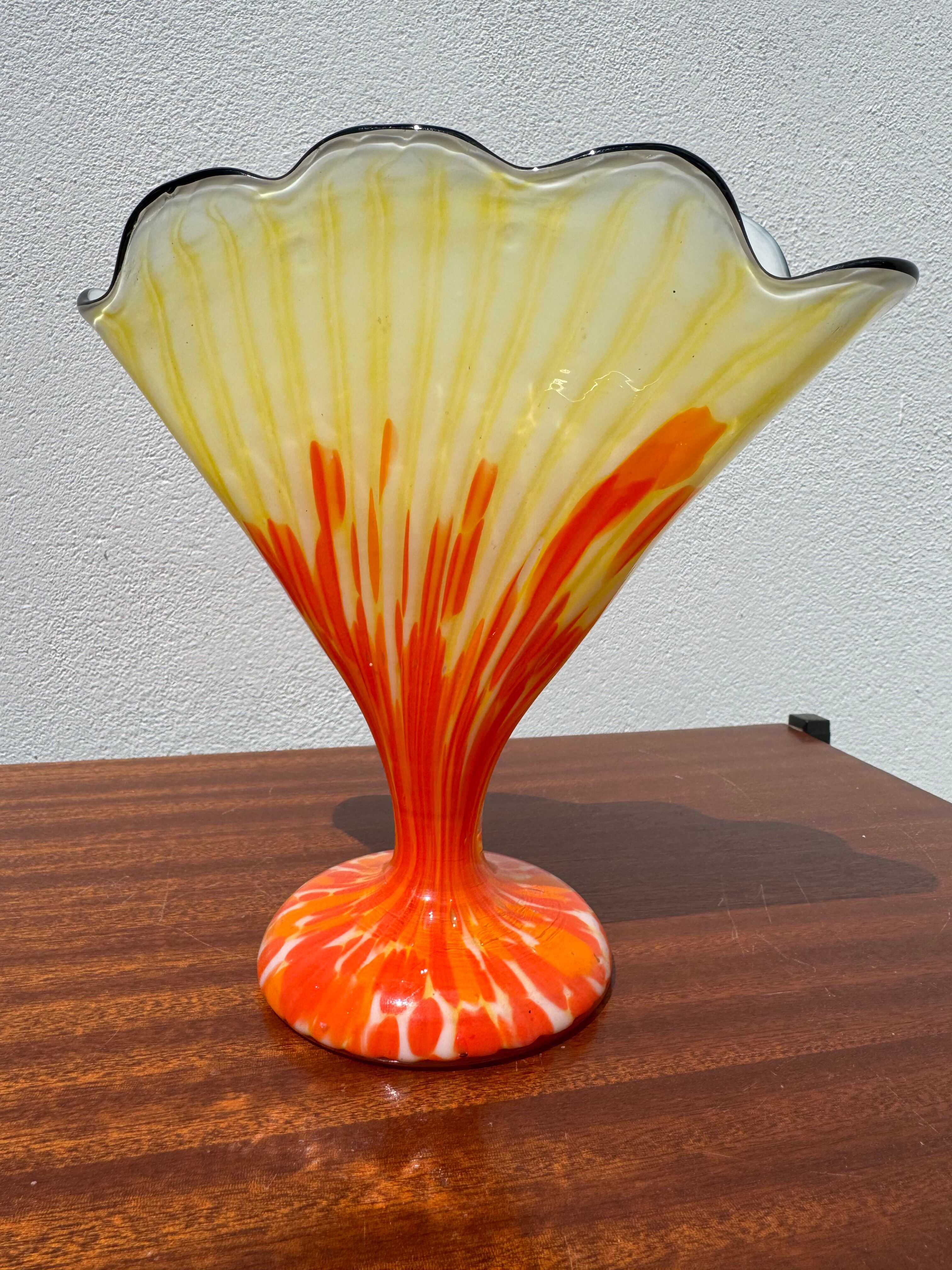 Vase éventail Franz Welz Art Déco