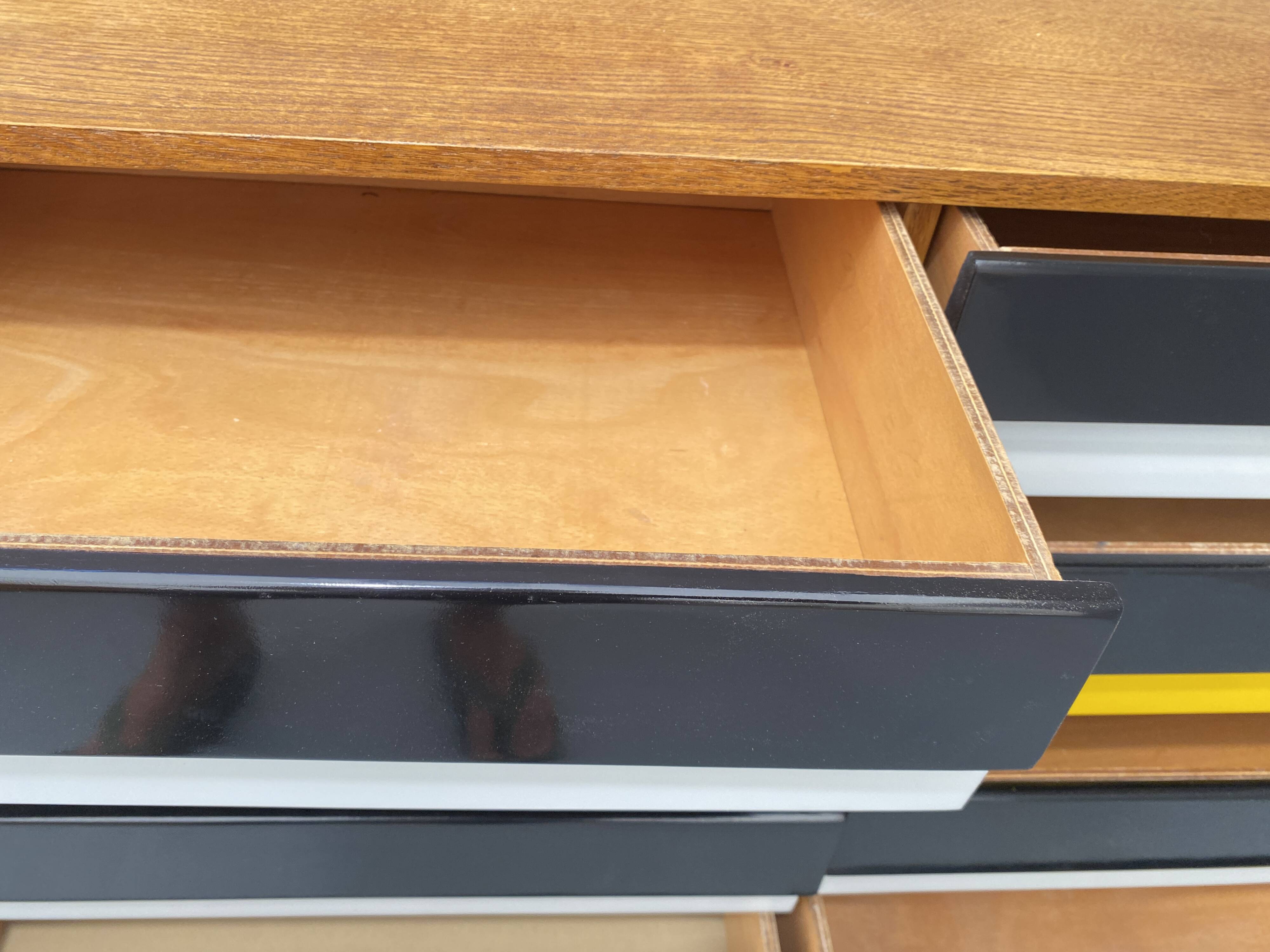 Commode à tiroirs U-453 du milieu du siècle par Jiri Jiroutek, Tchécoslovaquie, années 1960