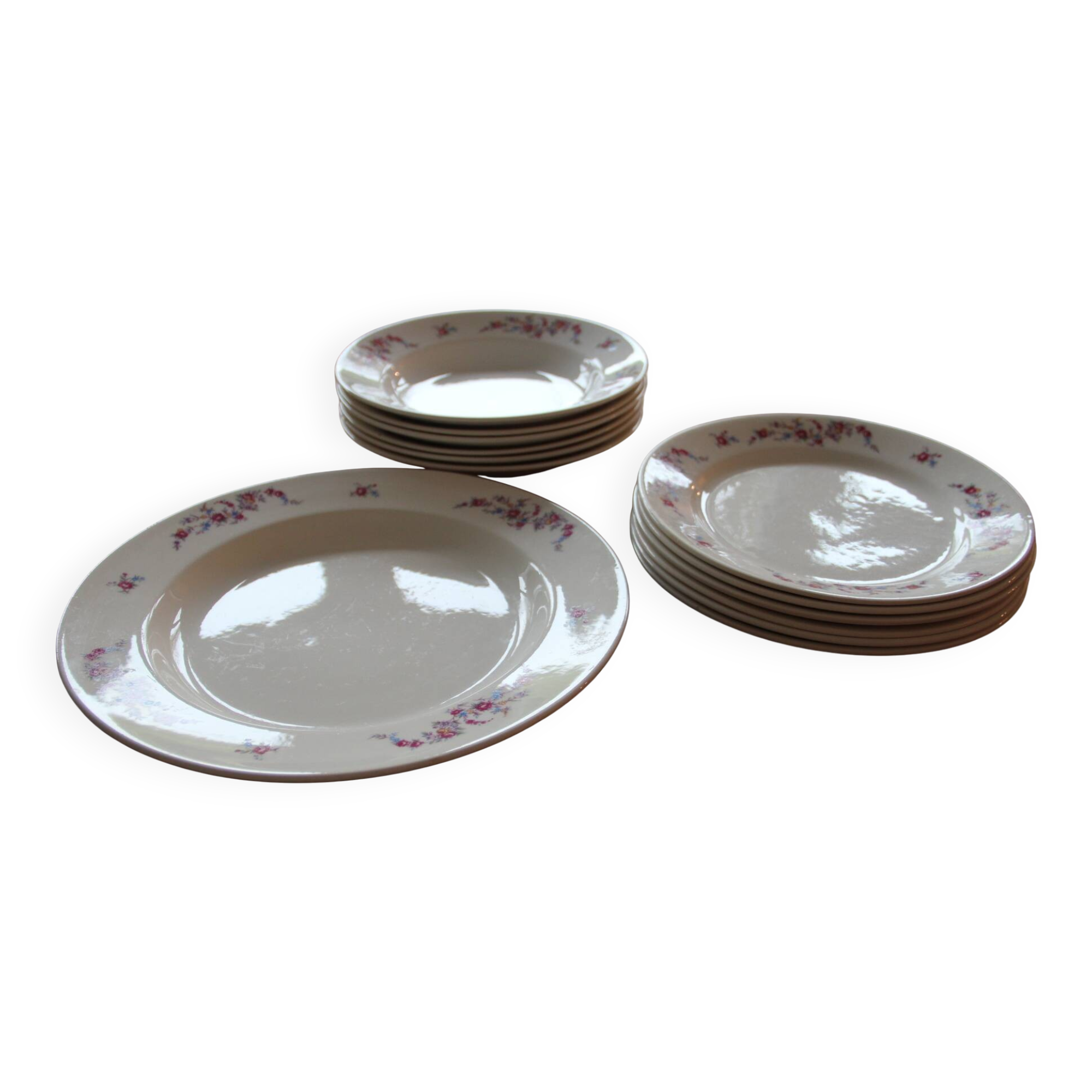 Maastricht faience dinnerware set