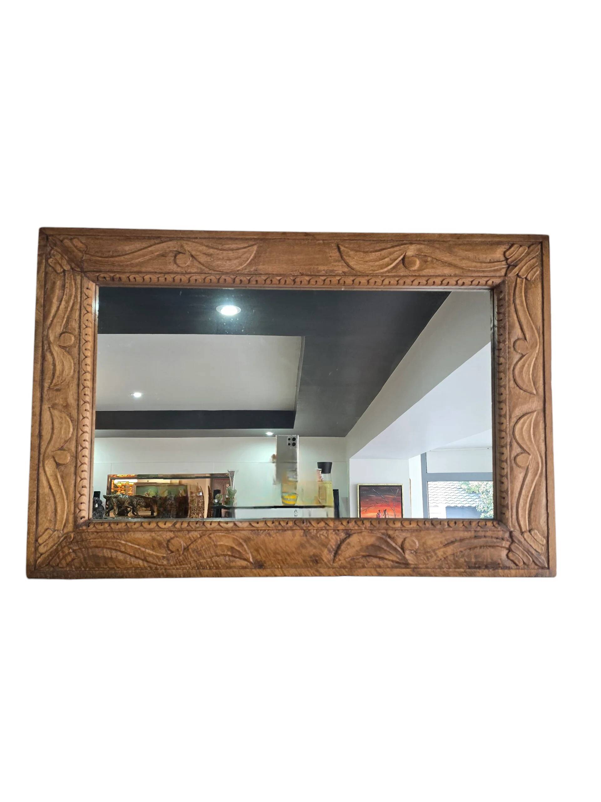 Large wall mirror in carved wood – handcrafted work