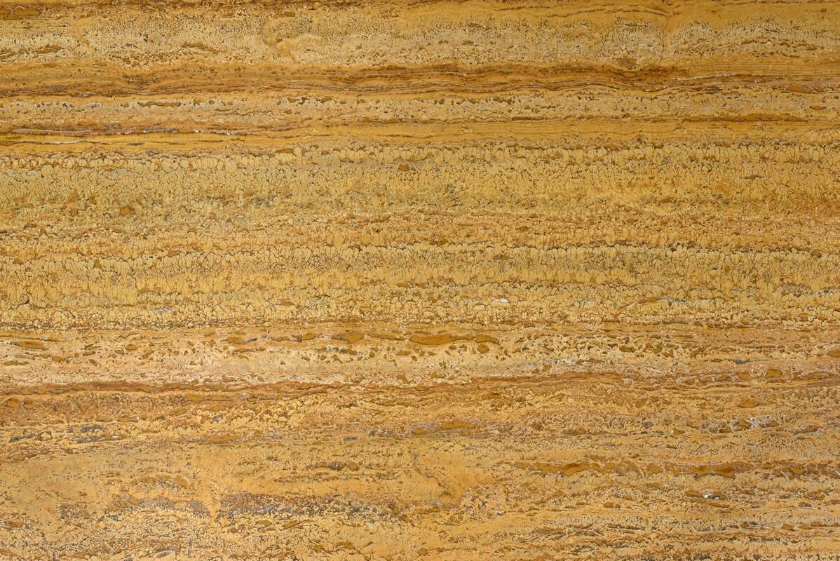 Brass and travertine coffee table, Art Deco period, 1930