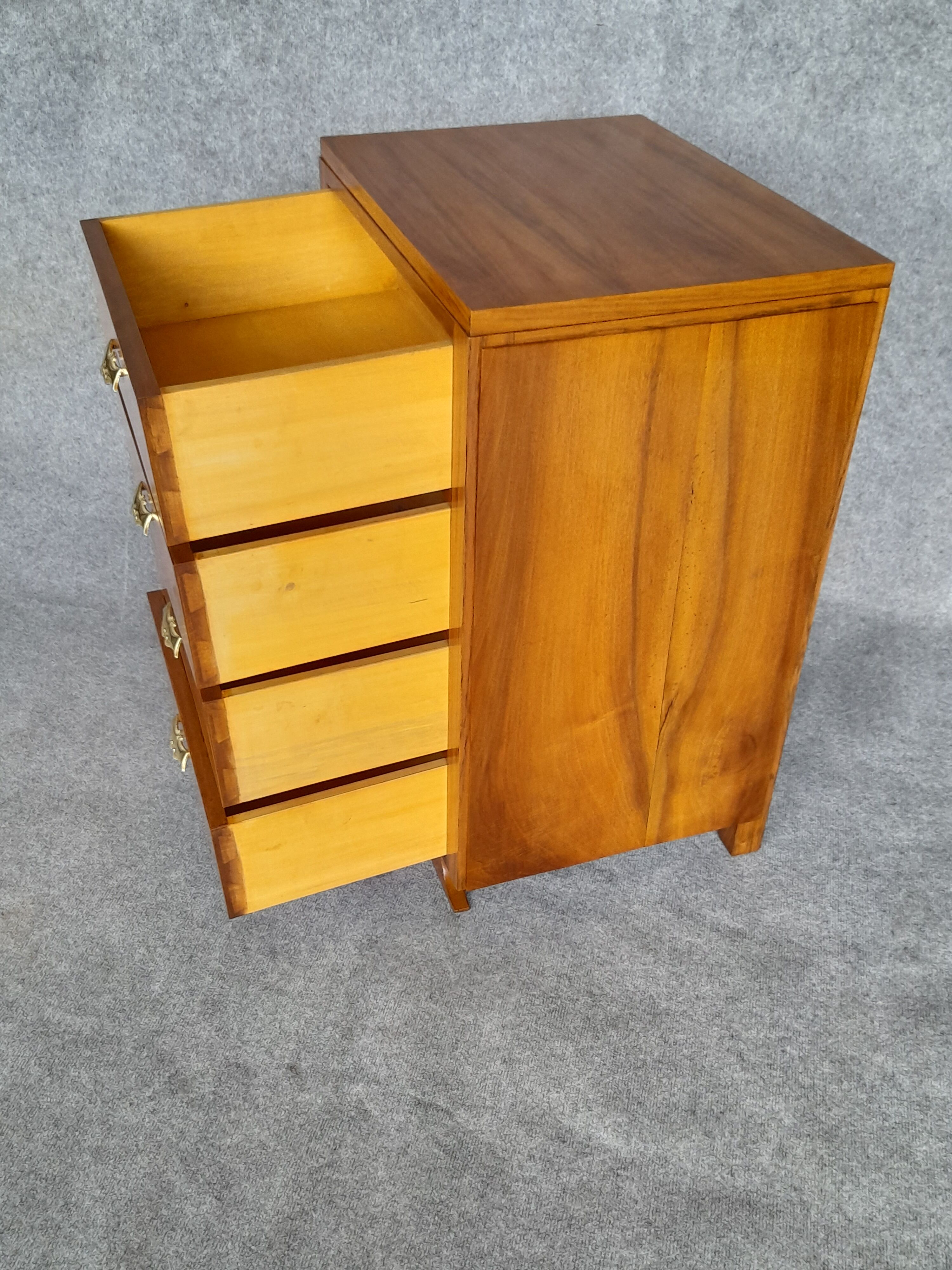 Commode Art Déco en noyer