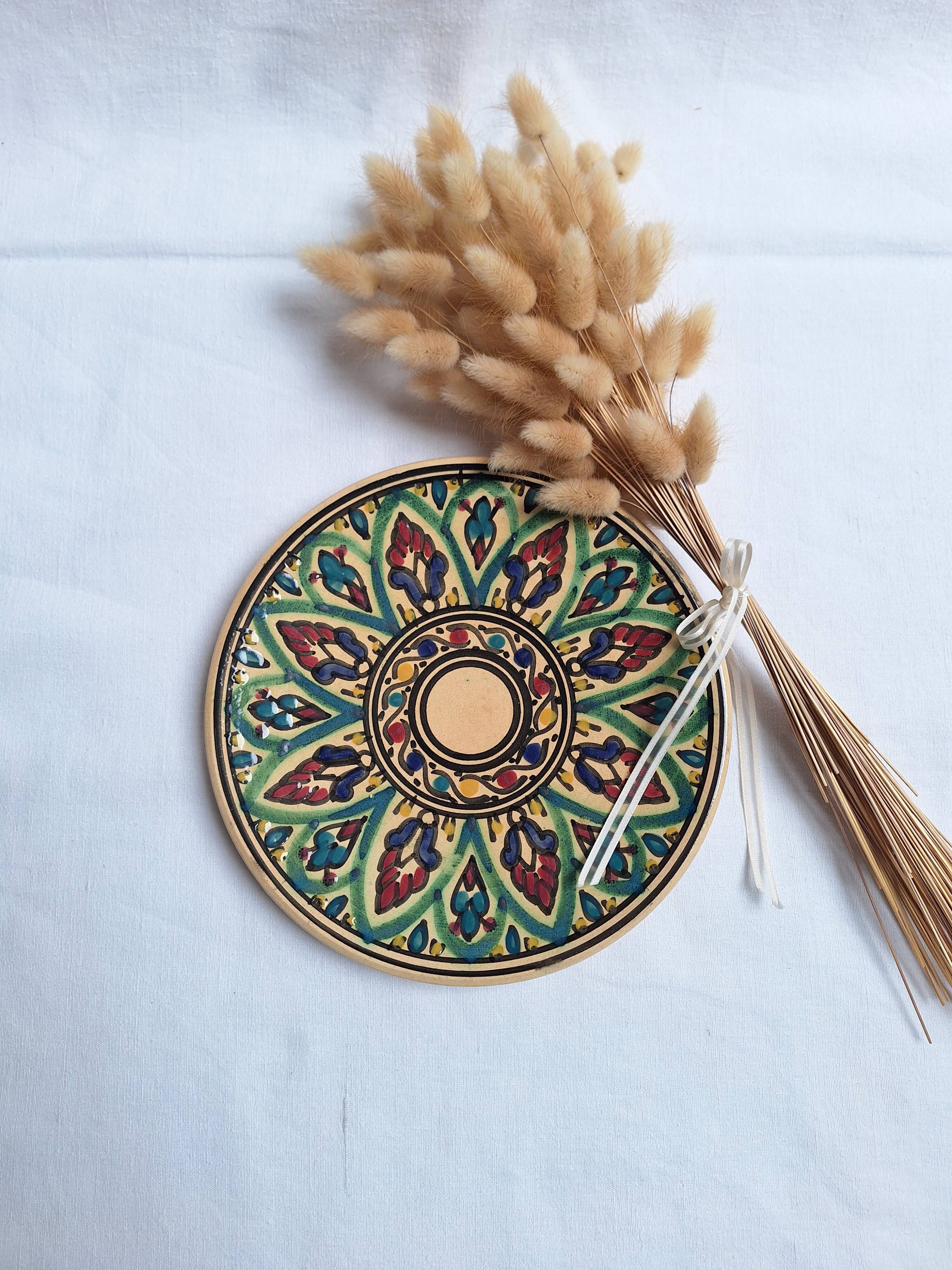 Assiette plate artisanal