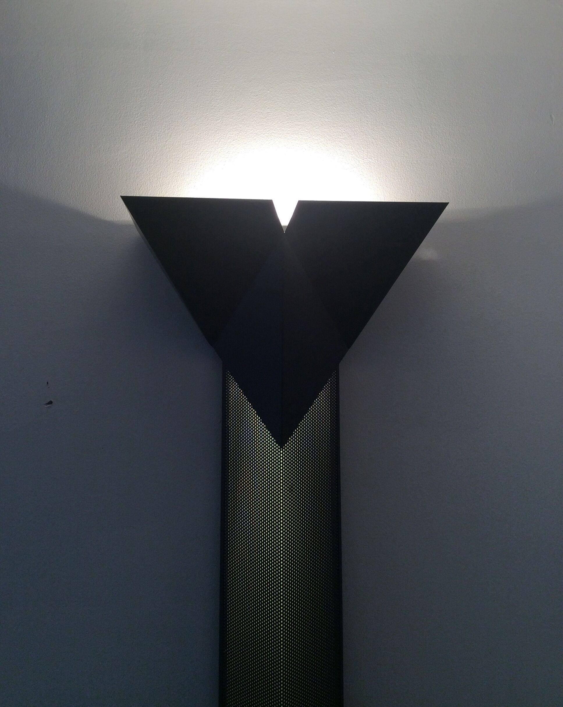 Vintage 80 wall lamp in perforated metal