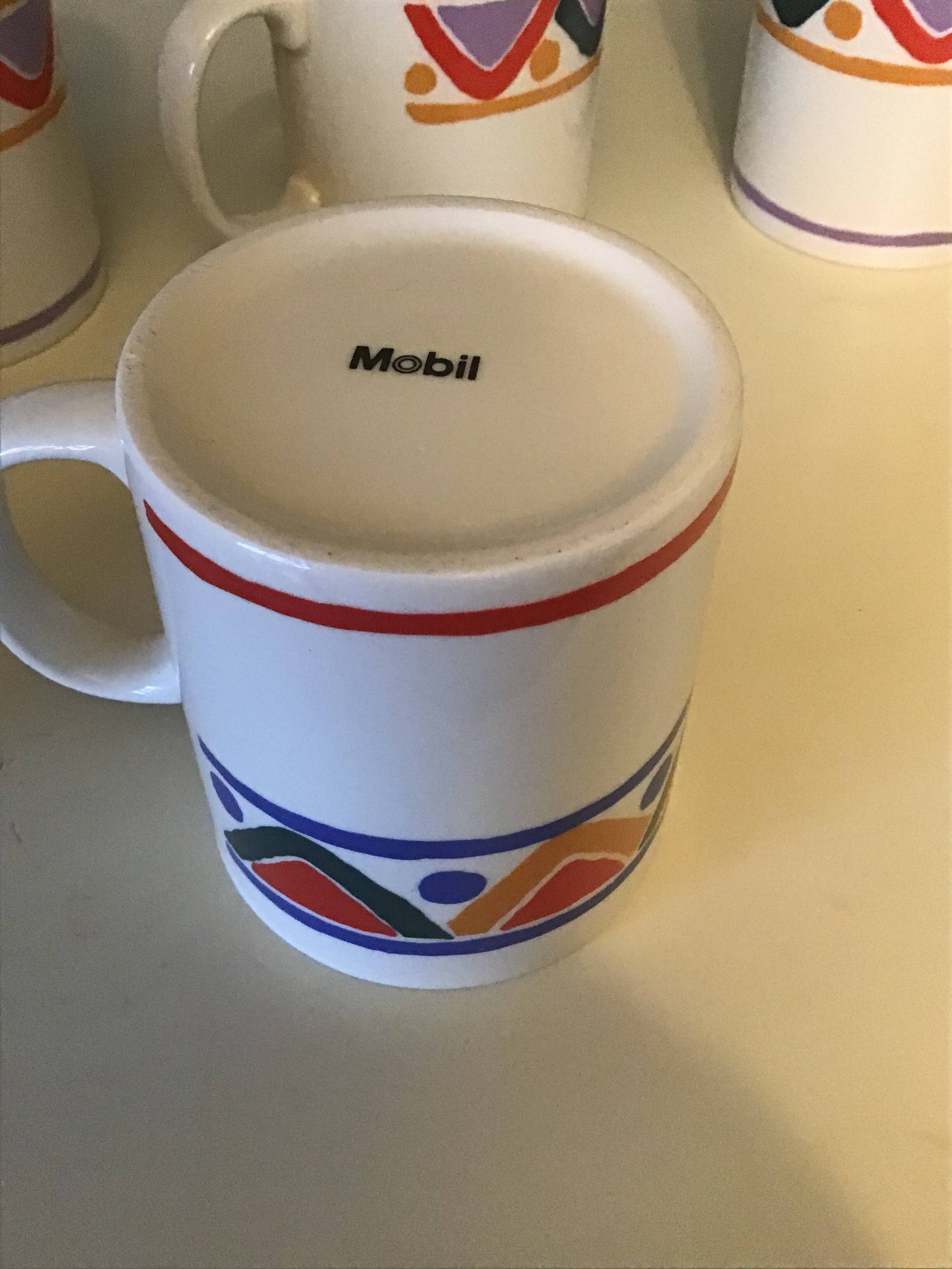 6 large vintage cups. Mobil