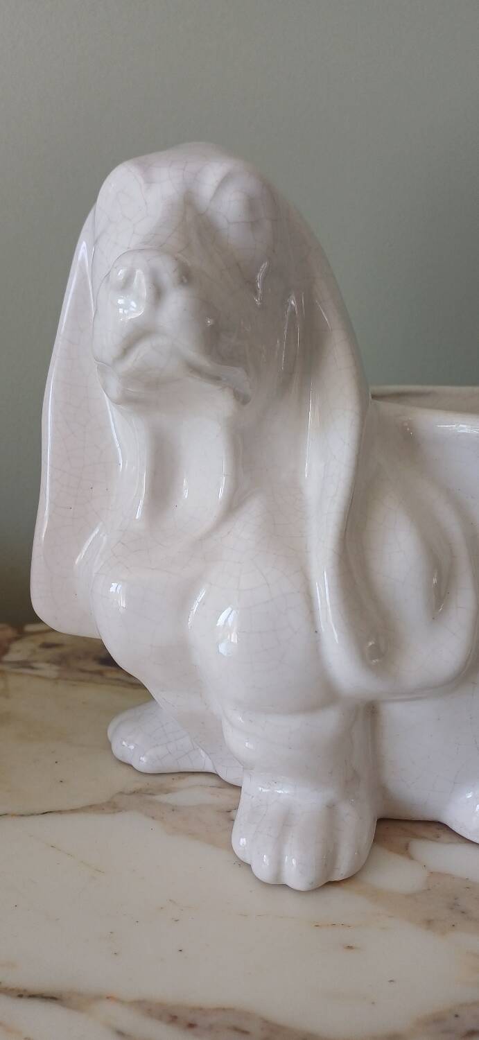 Cracked glazed faience in a zoomorphic design