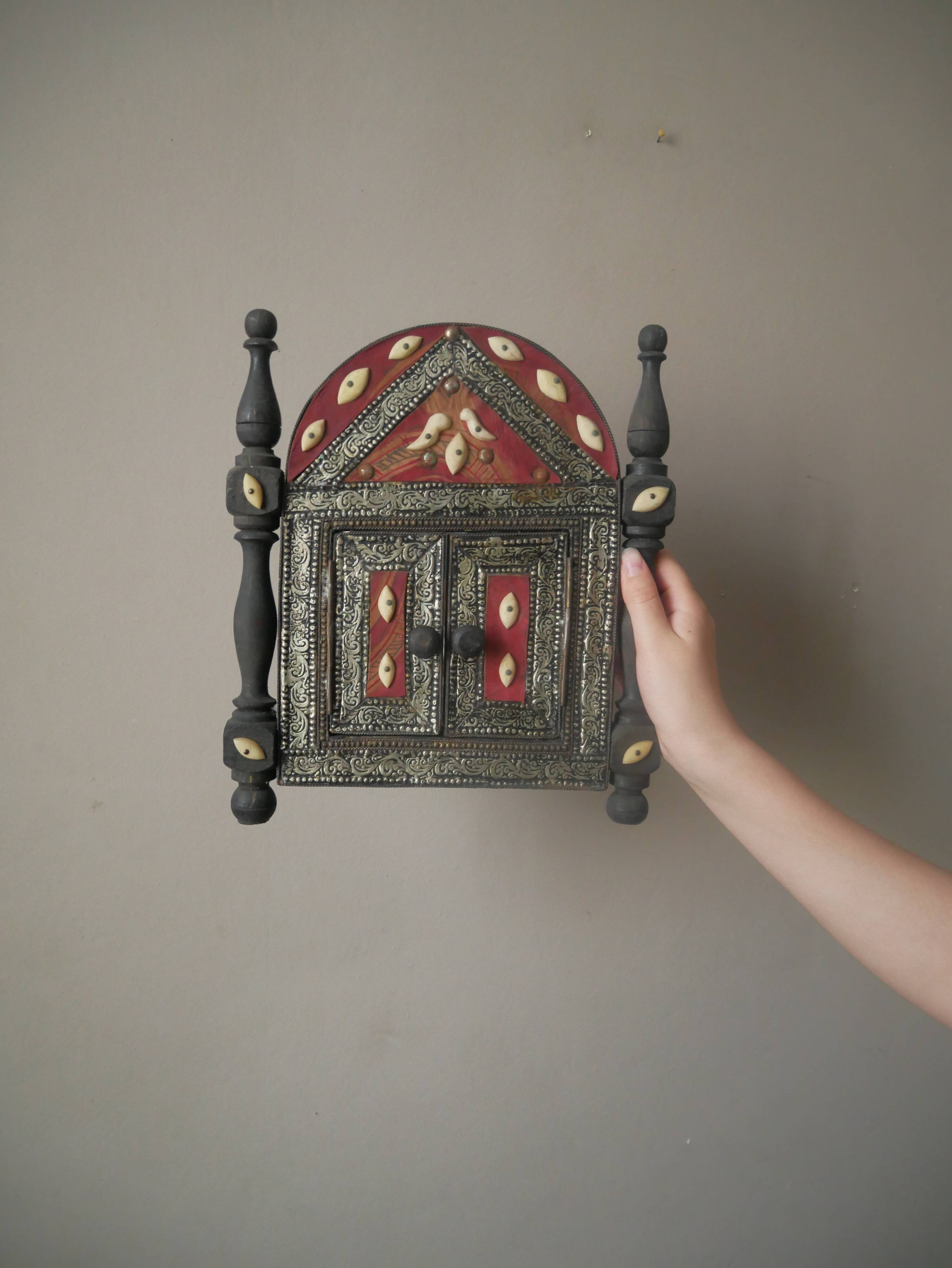 Moroccan handcrafted mirror tribal ethnic decoration handcrafted Moroccan door
