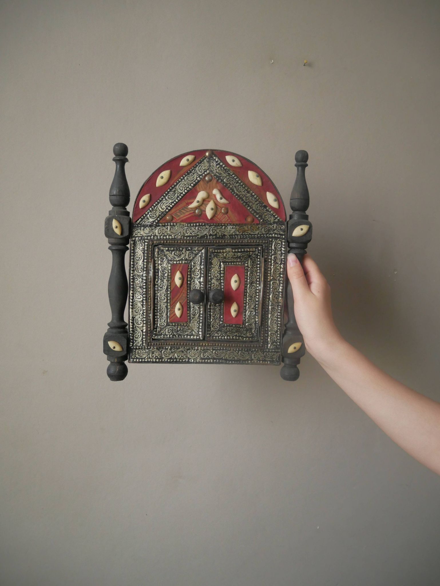 Moroccan handcrafted mirror tribal ethnic decoration handcrafted Moroccan door
