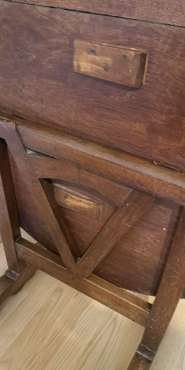 Table de vigneron ronde dessus cuir d'origine incrustation dorée