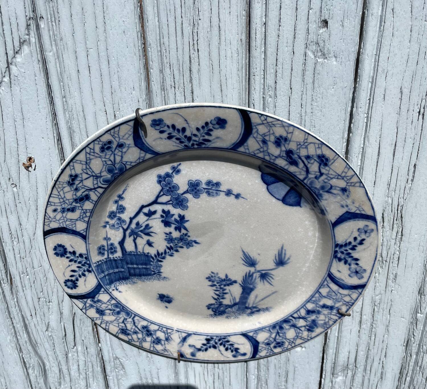 Creil and Montereau round dish in blue earthenware, "Japan" service