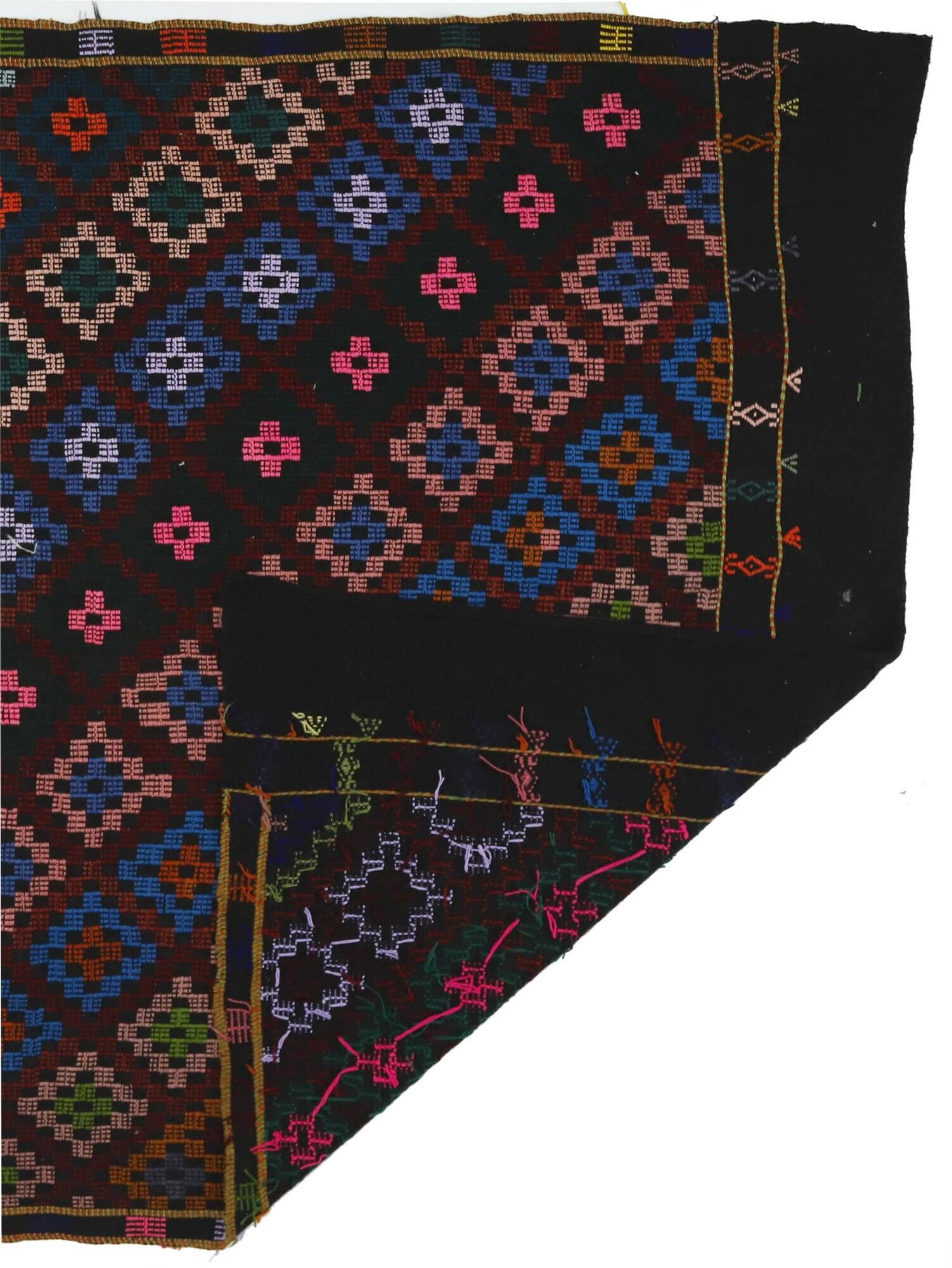 Large vintage Turkish kilim, graphic blue and pink, 282 x 203 cm.