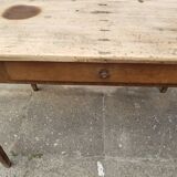 Farm table