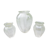 Lot de trois vases en verre moulé ancien années 50/60 made in france