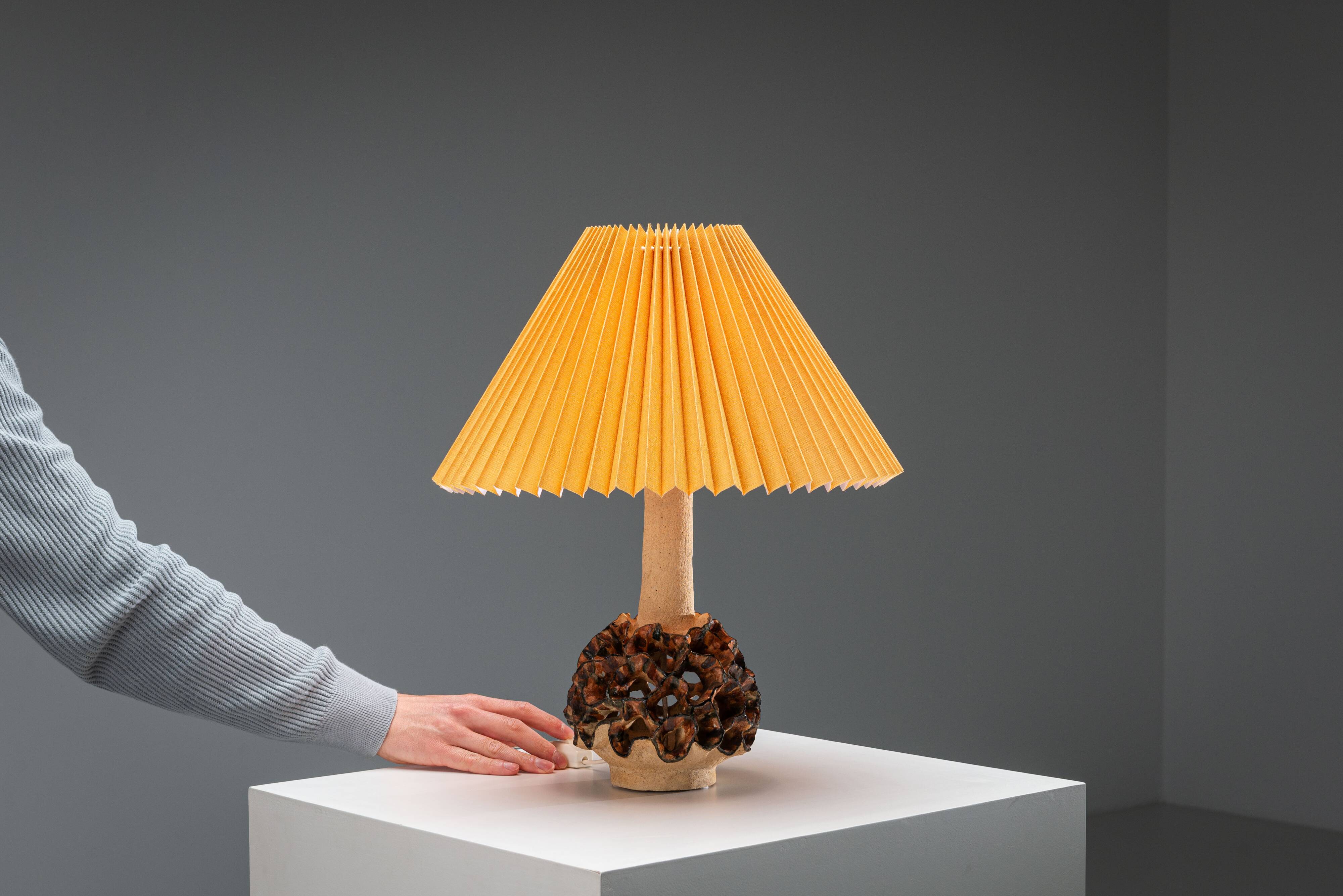 Ceramic decorated table lamp
