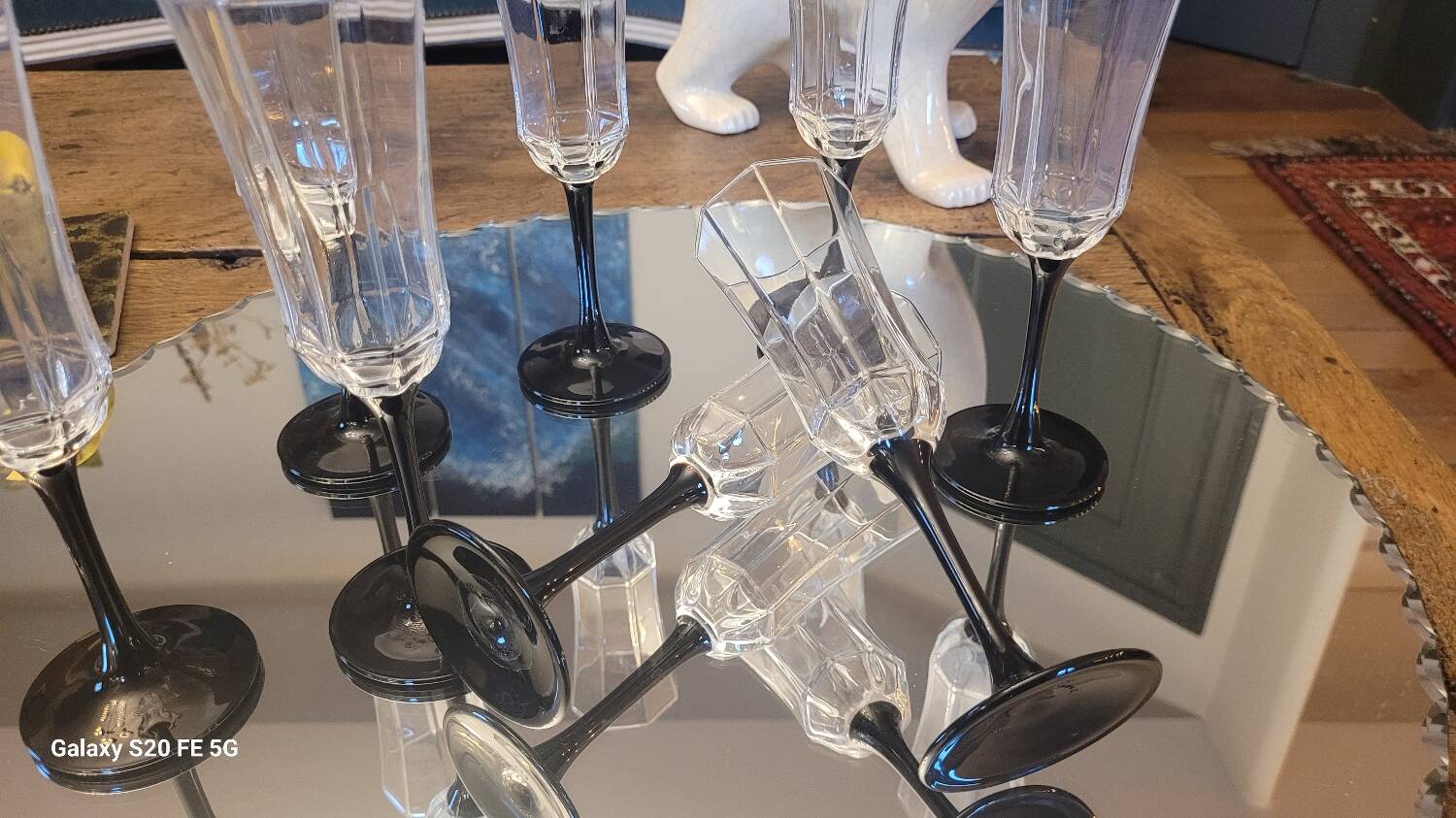 Octime 80's champagne glasses