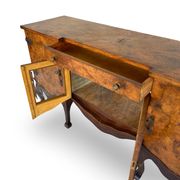 Buffet en noyer burr italien, années 1930.
