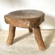 Tabouret bas tripode