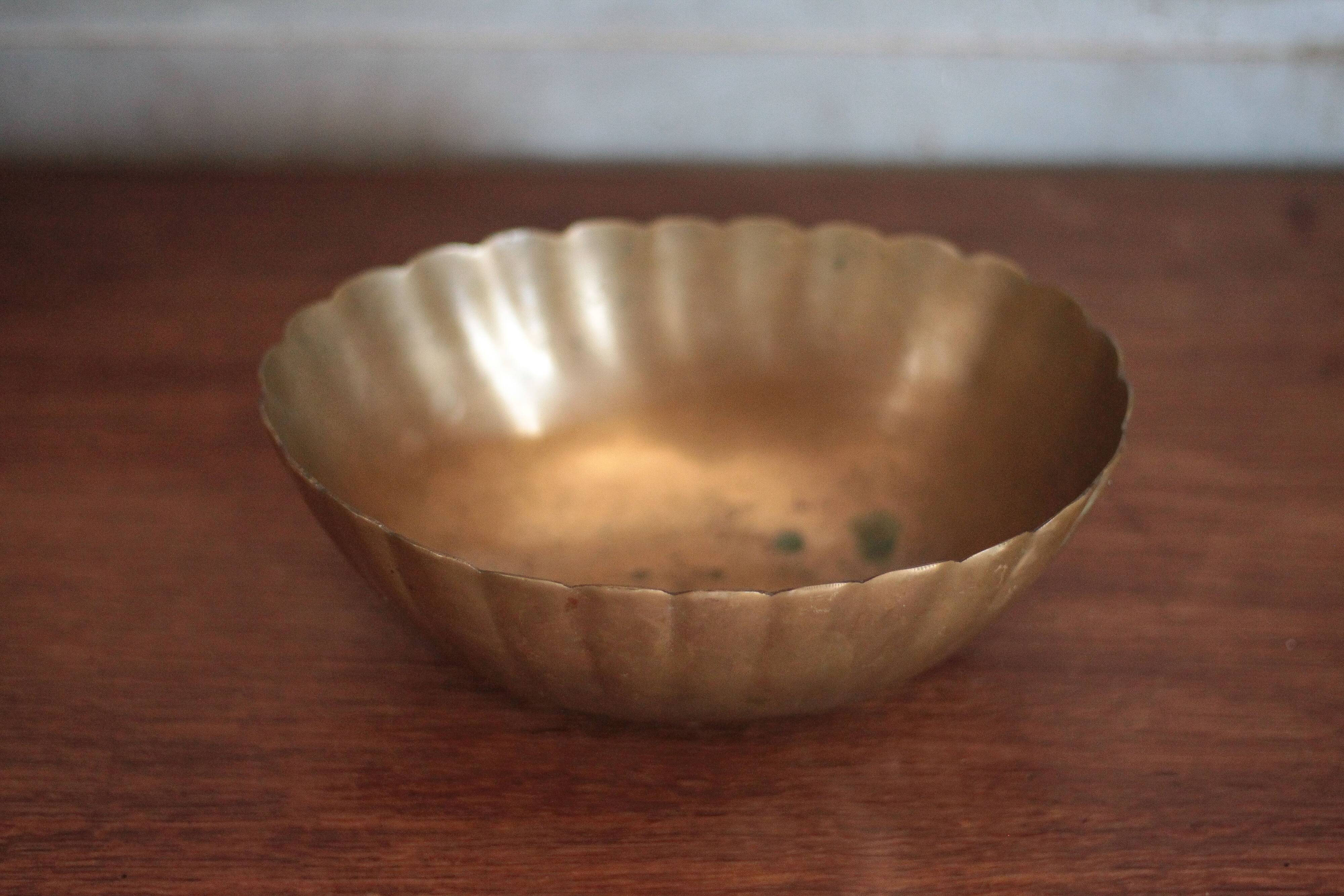 Vintage brass bowl, brass planter, flower pot, planter, decoration