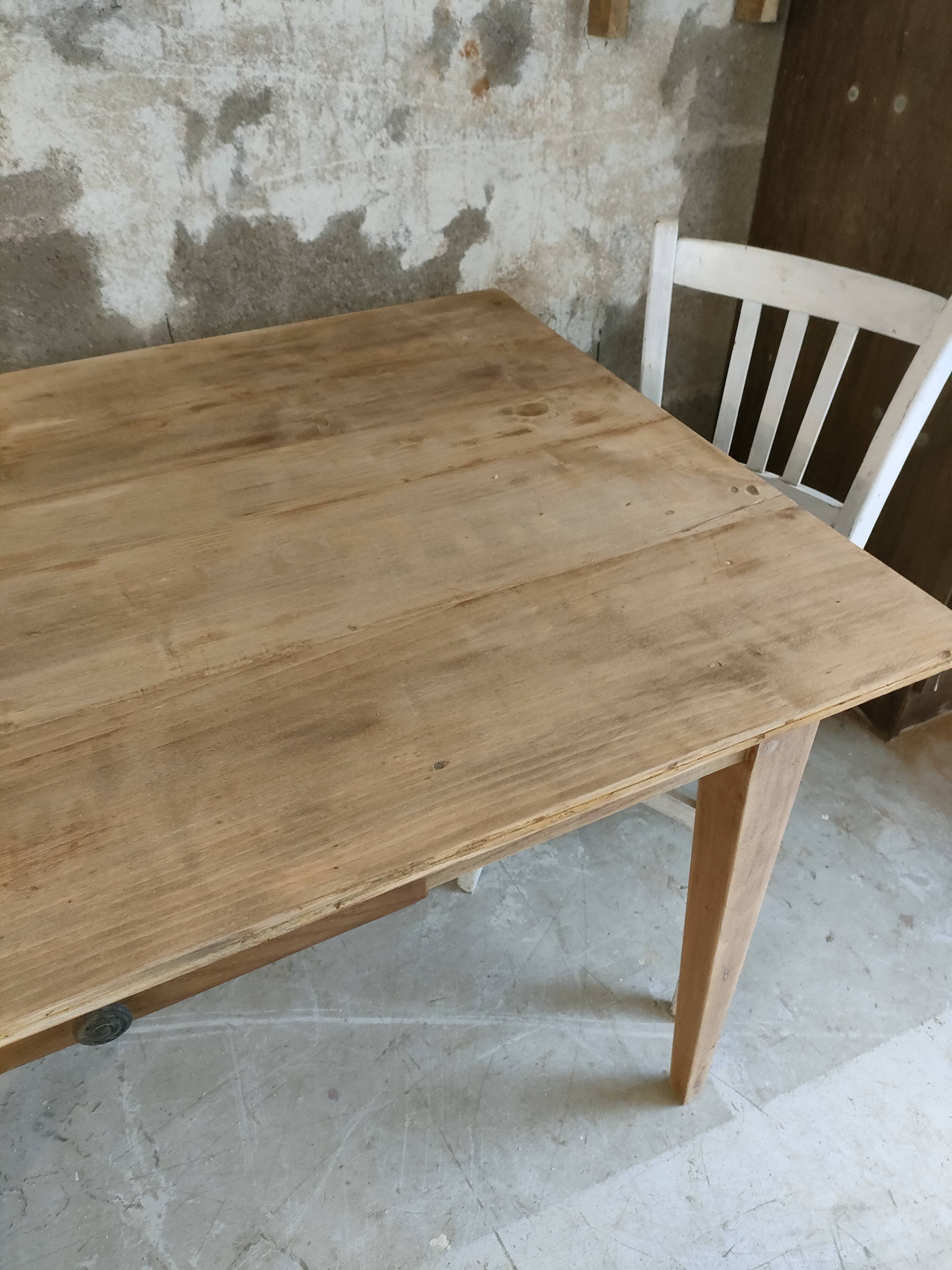 Farmhouse table