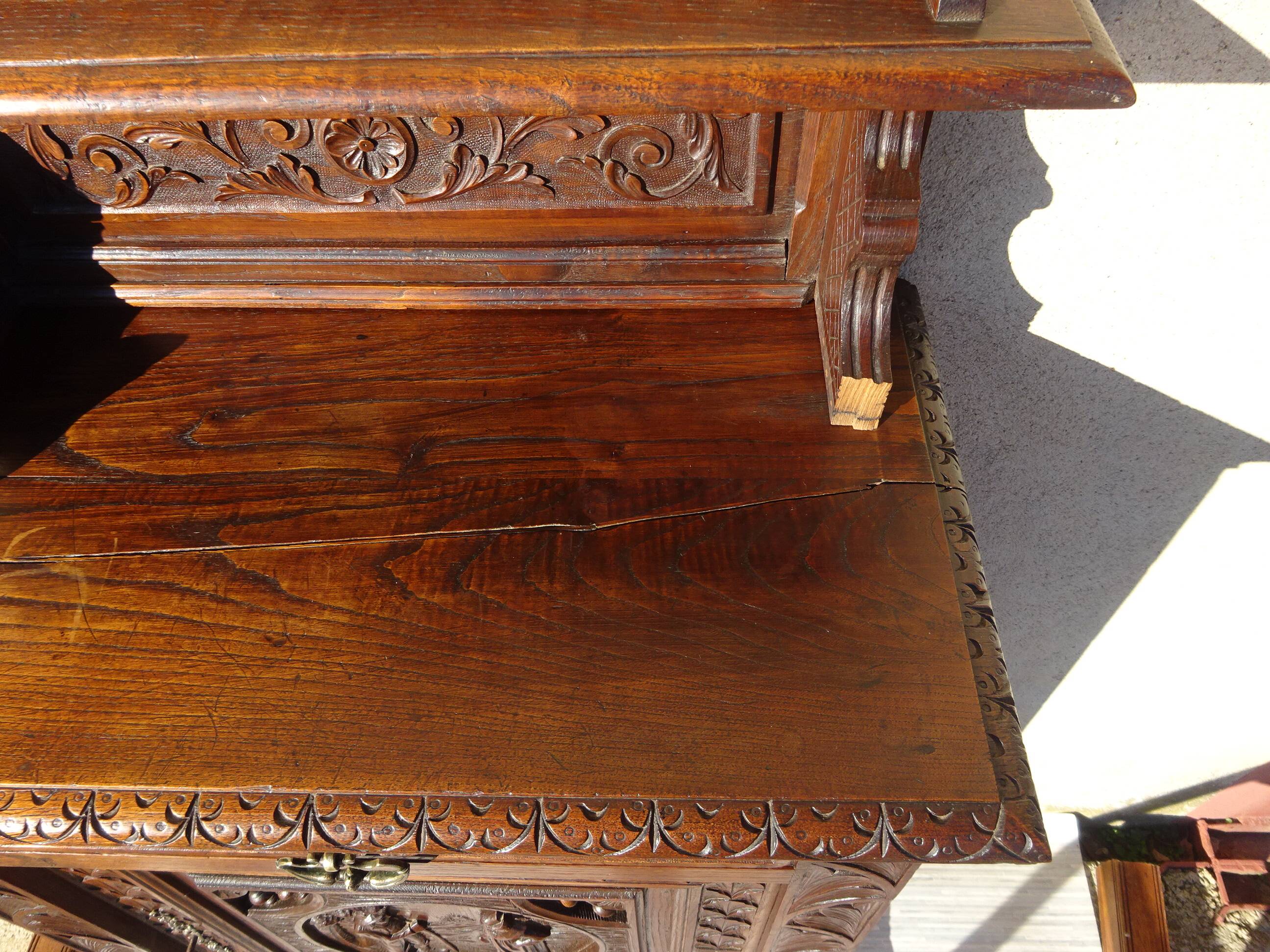 Former Bedel & Cie dresser