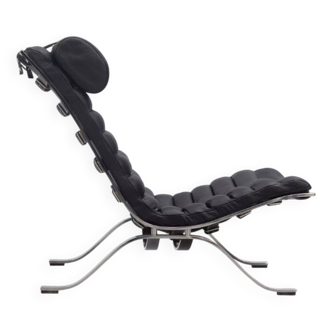 Swedish armchair. Designed in 1966 and manufactured by Norell Møbel AB