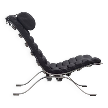 Swedish armchair. Designed in 1966 and manufactured by Norell Møbel AB
