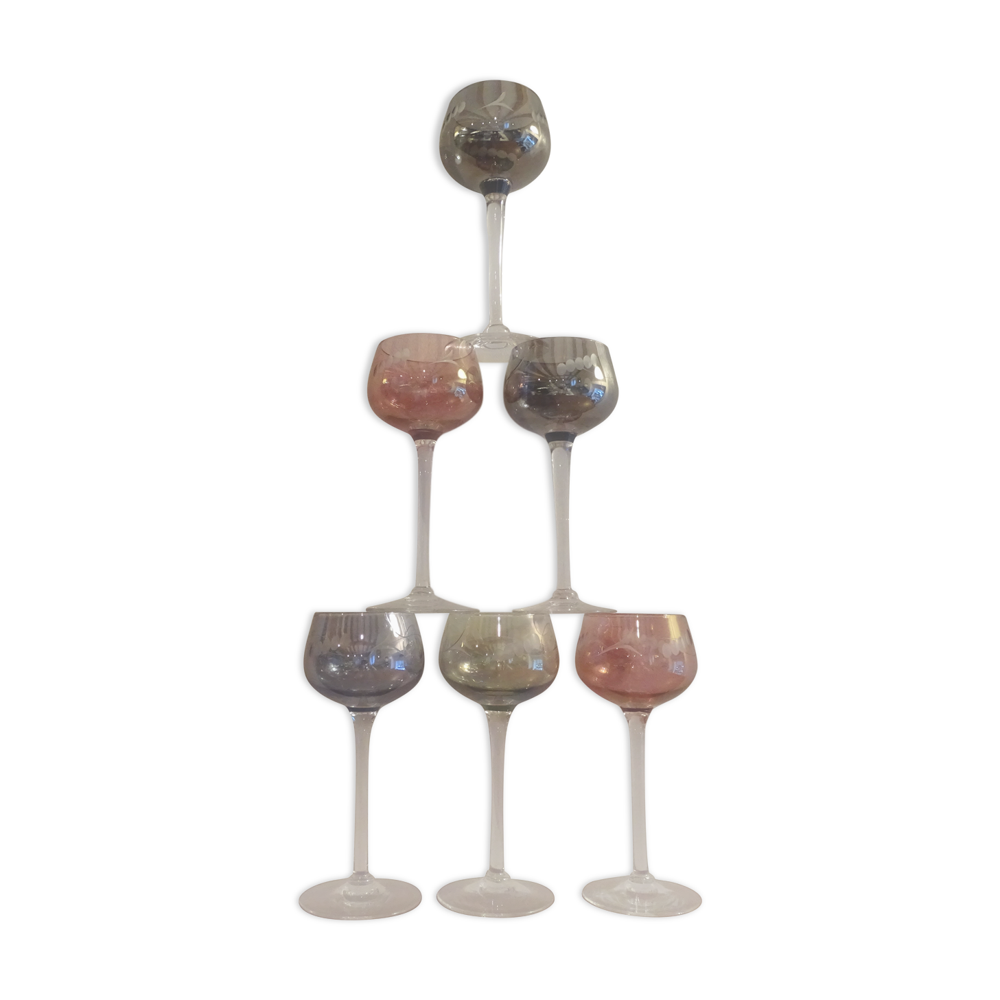 6 colored semi-crystal wine glasses Vannes le Châtel in a box