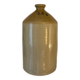 Old alcohol jar from the British army in stoneware.