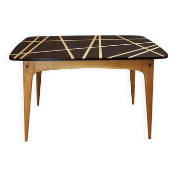 Table or Desk