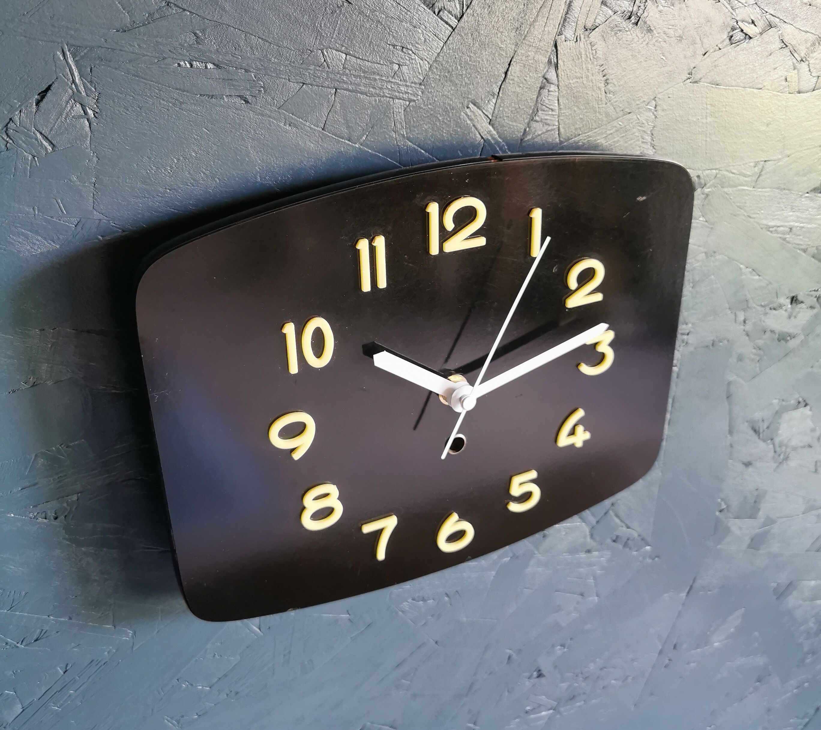Rectangular vintage formica wall pendulum clock "Phosphorescent black"