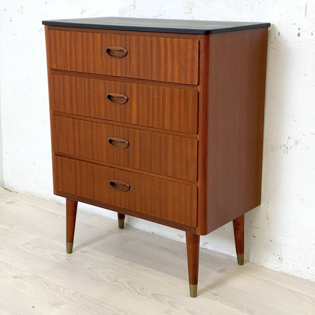 Small vintage Scandinavian chest of drawers from the 1960s